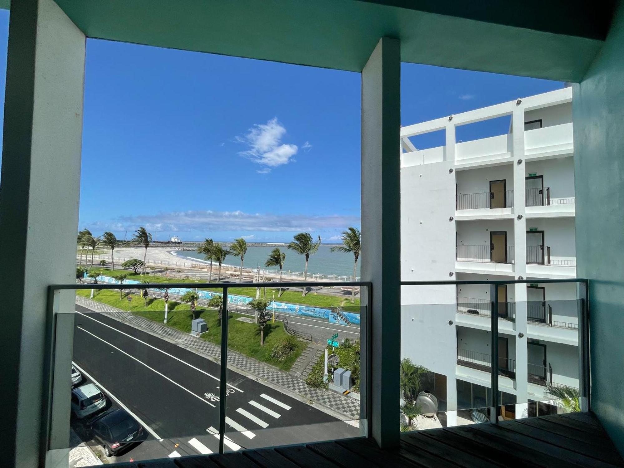 微藍海岸夜市電梯旅宿 Hualien City Luaran gambar